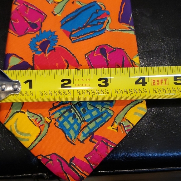 - NWT Gap tie - Picture 4 of 4